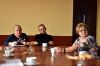 przedstawicielki kół gospodyń wiejskich siedzą na spotkaniu